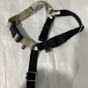 Pet harness collar